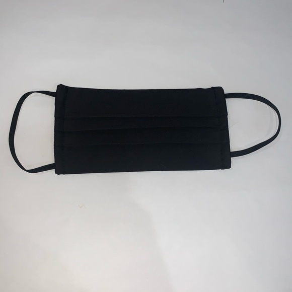 Face Mask Black - handmade fabric mask - Picture 3 of 3